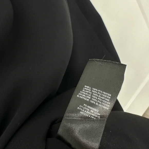 Aritzia Wilfred Black Novella Dress - Size 2 - Picture 13 of 14